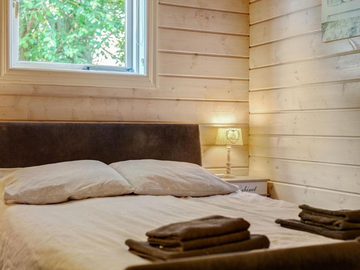 Luxurious Chalet In Guelders By The Forest Hulshorst Buitenkant foto